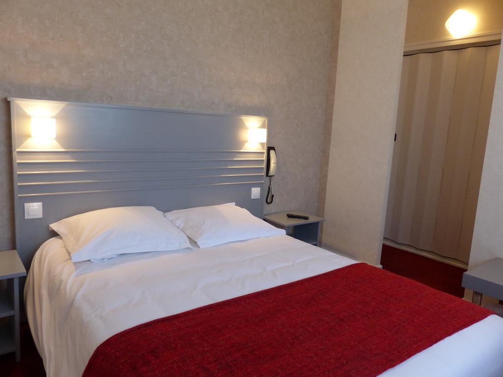 Hotel Le Roudou ฟุยส์นอง ห้อง รูปภาพ