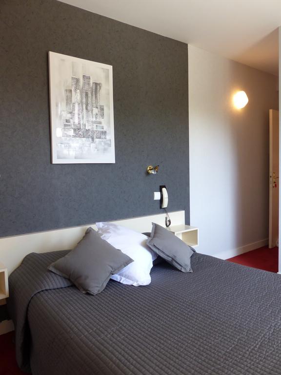 Hotel Le Roudou ฟุยส์นอง ภายนอก รูปภาพ