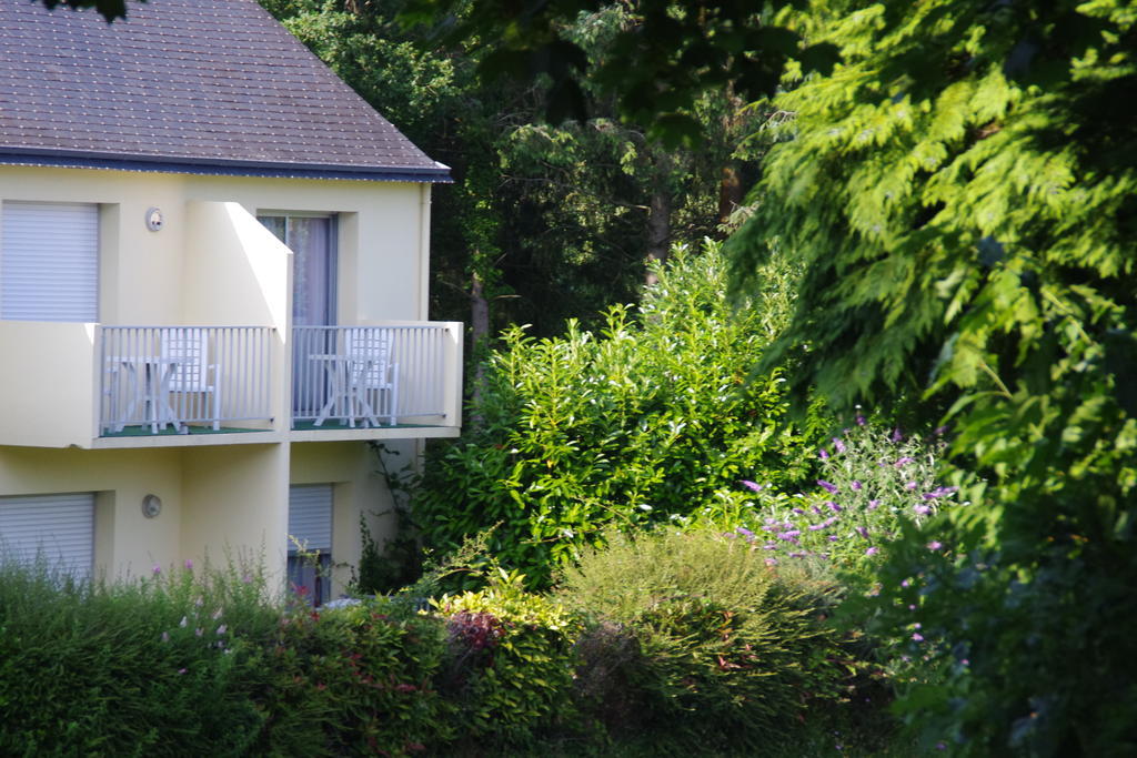 Hotel Le Roudou ฟุยส์นอง ภายนอก รูปภาพ