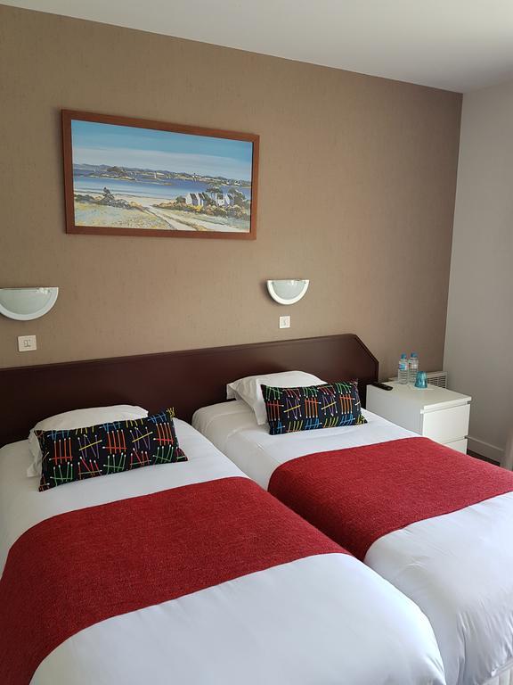 Hotel Le Roudou ฟุยส์นอง ภายนอก รูปภาพ