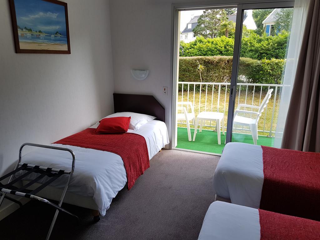 Hotel Le Roudou ฟุยส์นอง ภายนอก รูปภาพ